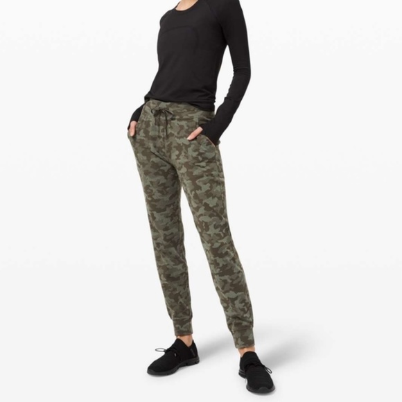 NWT Lululemon Ready to Rulu 7/8 Jogger Jacquard HGOG Camo Green size 8 New - Picture 2 of 13